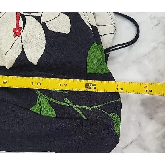 Robin Piccone Women's Sz 6 Bkllue One Piece Swimsuit  Plunging Neckline Beach - Picture 7 of 8